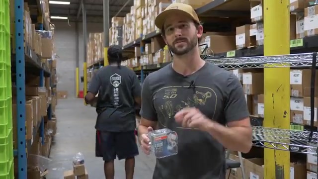 D2S HID bulb comparison lineup for projector headlights